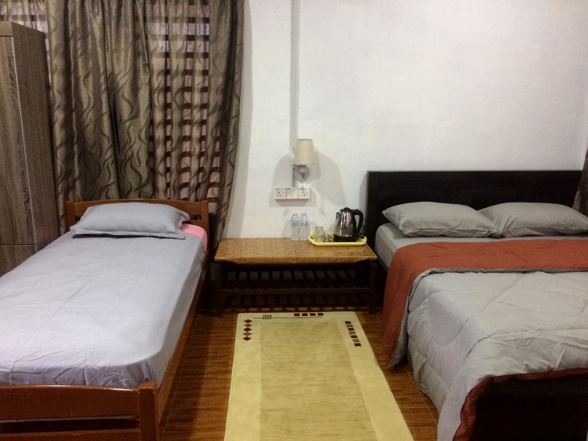 Roomstay Zulmi Arau Eksteriør billede